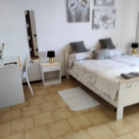 Parco Dei Fiori Bed and breakfast